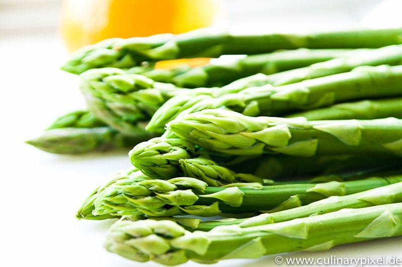 Grüner Spargel