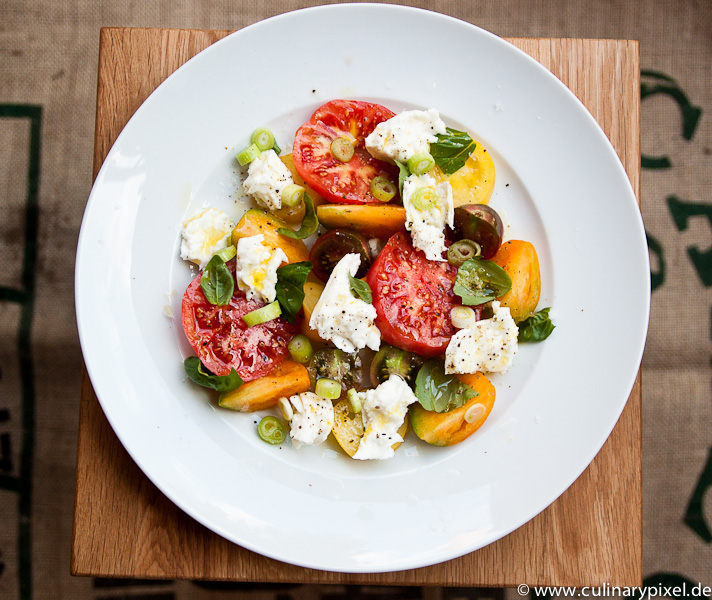 Büffelmozzarella mit Tomaten