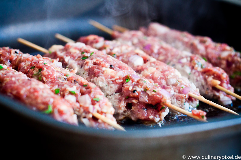 Kefta: Fleischspieße mit Lammhack und Rinderhack