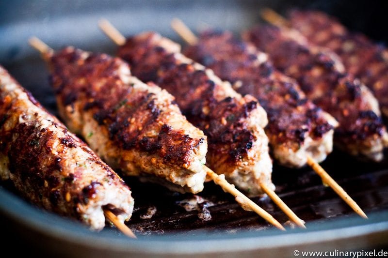 Hackspieße aus Lamm & Rind