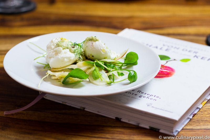 Bernadette Wörndl: Von der Schale bis zum Kern, Fenchel-Apfel-Salat mit Büffelmozzarella