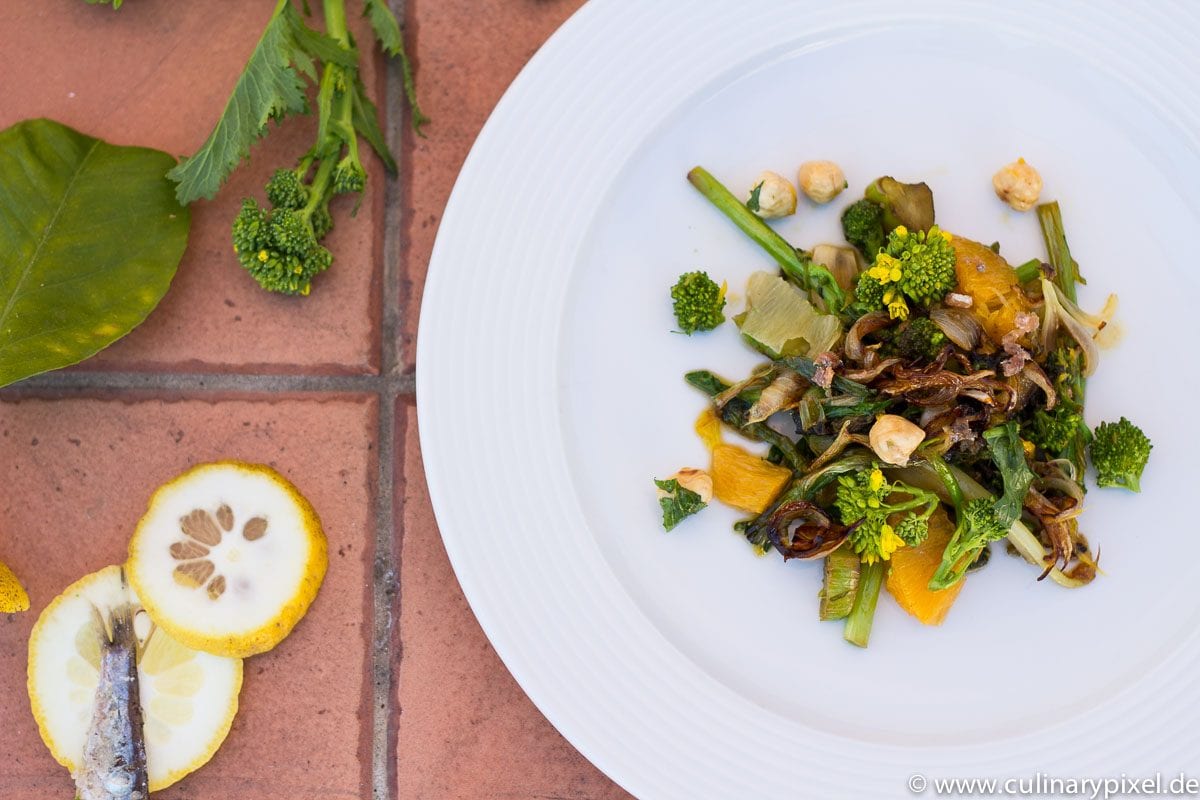 Cime di Rapa Salat mit Orangen und Haselnüssen