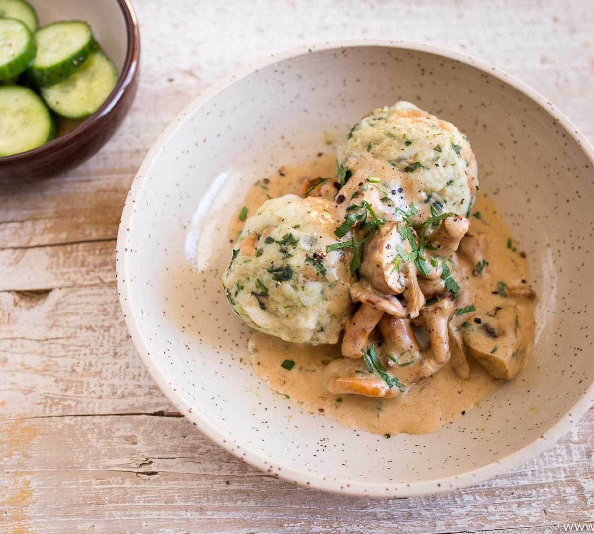 Pilze, Rahmschwammerl mit Spinatknödel