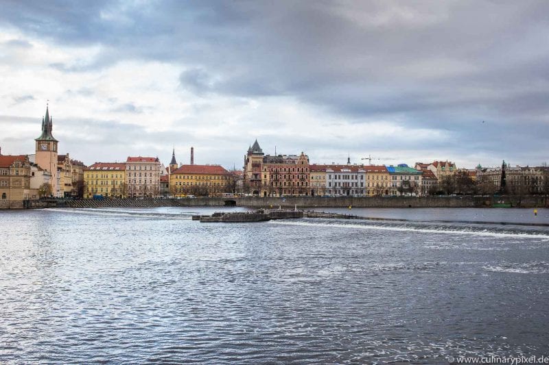 Prag - Blick auf die Altstadt über die Moldau