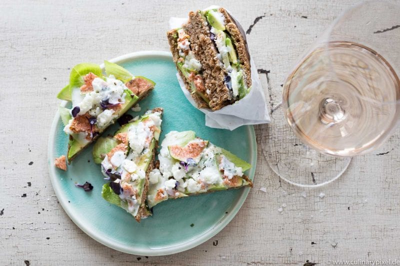 Sandwich mit Feige, Feta und Avocado zur Rosé Dinner Party