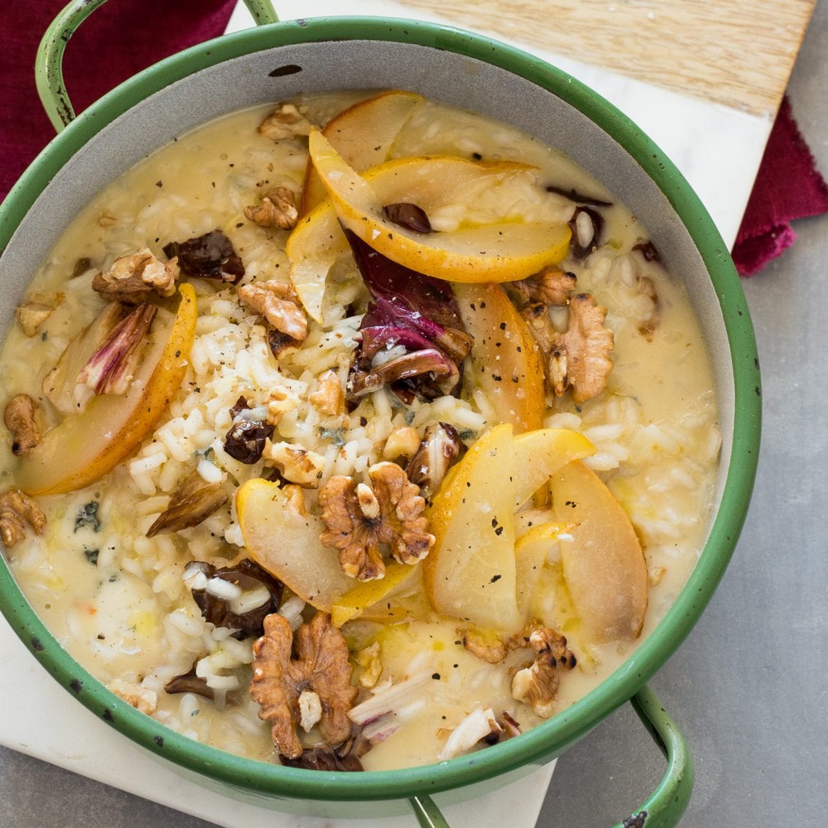 Risotto mit Radicchio, Birne, Gorgonzola und Walnüssen