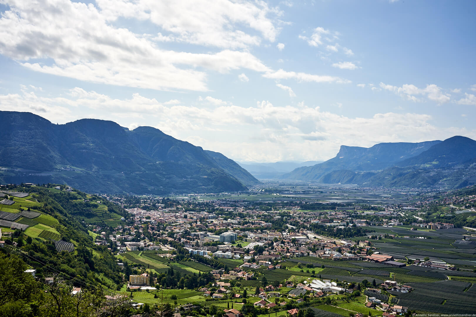 Blick über Meran vom Hotel Kronsbühel, Dorf Tirol, Meran, Südtirol