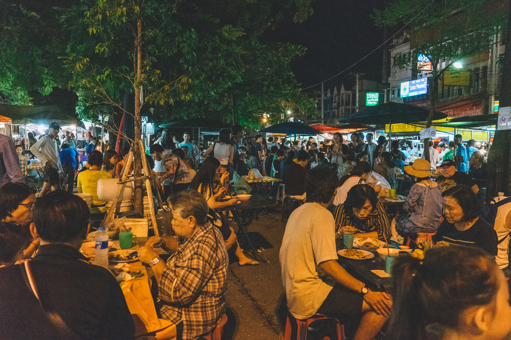 Chiang Mai Gate Market